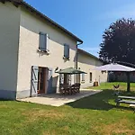 Holiday home Maison Celine - Jardin Clos Et Parking Privee Gratuit